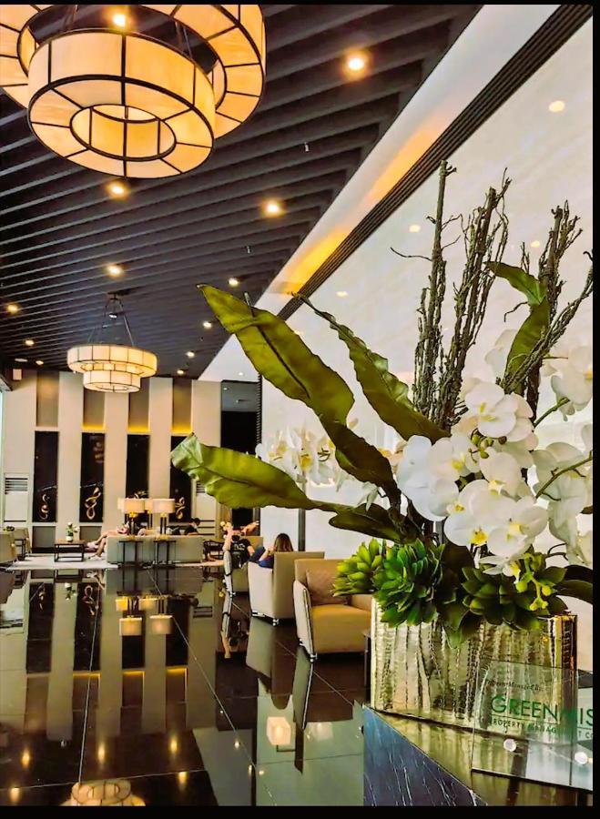 Air Residences Condominium Deluxe Manila Bagian luar foto